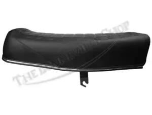 06 3677 G 05 Norton 850 Commando Interstate Seat W Gold Logo 1973 1974