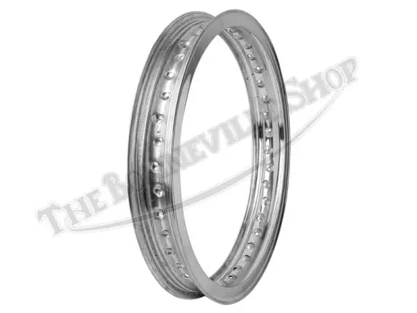 A Triumph Excel Valanced Alloy Spool Hub Rear Wheel Rim Wm X
