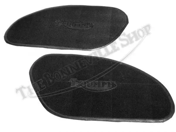 82 5401 82 5402 02 Triumph Bonneville Tiger 500 And 650 Twins Knee Pad Set
