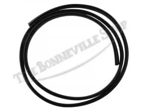 83 7131 R 03 Triumph 650 Seat Trim Strip Black Smooth Finish 1971 1972