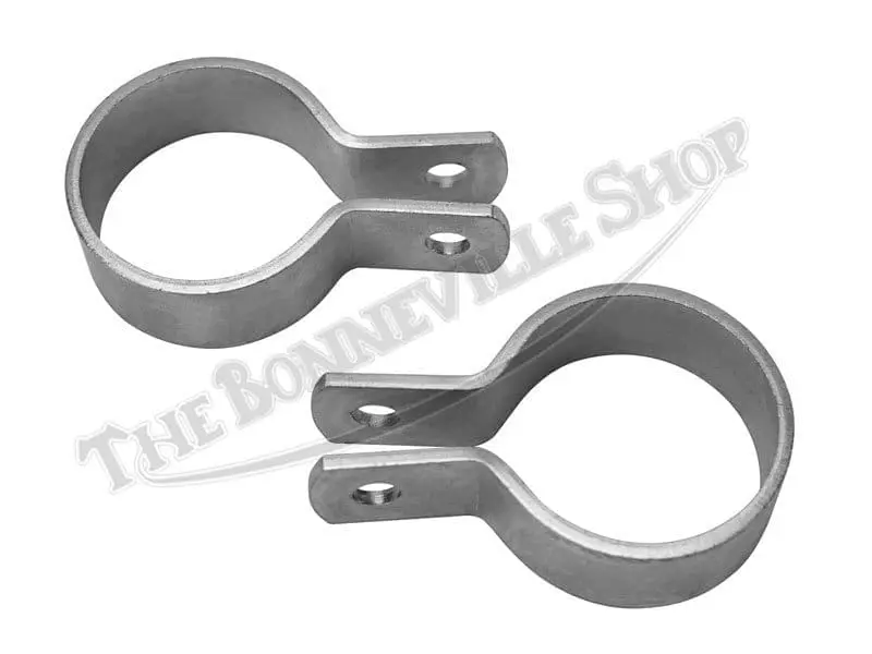 Triumph 650 Tt T120Tt Bonneville Exhaust Pipe Rear Brackets (2) Pn# 70-5966 1 70 5966 Pair 01 Triumph 650 Tt T120Tt Bonneville Exhaust Pipe Rear Bracket