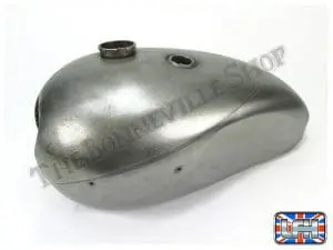 83 4772 01 T140 Tr7 Tank