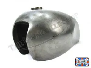 83 4772 02 T140 Tr7 Tank