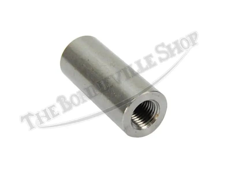 Triumph 750 T140 TR7 Cylinder Head Stud Sleeve Socket Nut 3