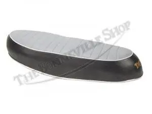 Triumph 500 650 Gray Grey Ribbed Top Seat 1968-69 Pn# 82-7776 W F7776 5 82 7776 W 03 Triumph Ribbed Top Seat Grey Wassell